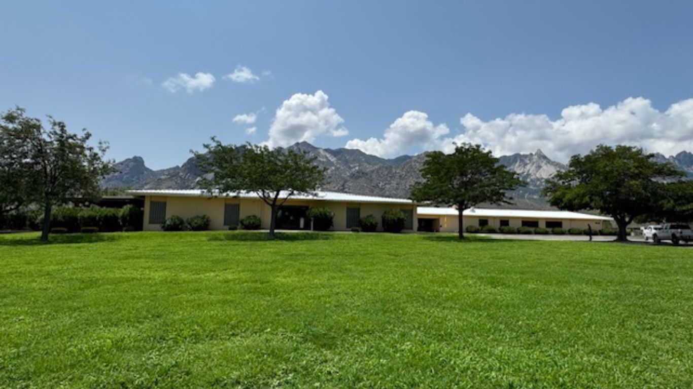 Frontier Club